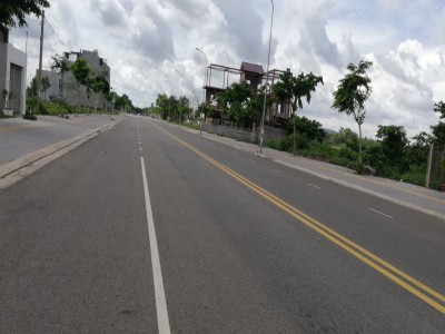 CẦN BÁN   3 NỀN  MẶT TIỀN HOÀNG HOA THÁM , LONG TÂM, TP.BÀ RỊA.